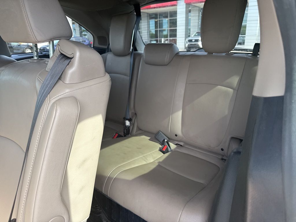 Thumbnail: 2019 Honda Odyssey - 13