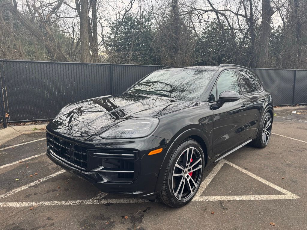 Thumbnail: 2025 Porsche Cayenne - 1