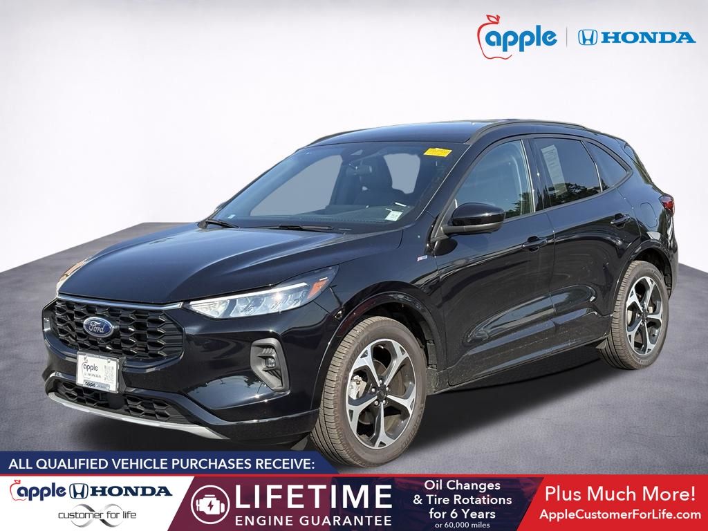2023 Ford Escape ST-Line Select