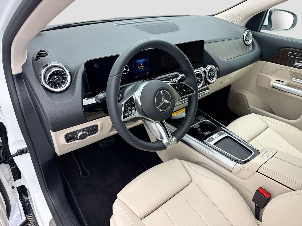 Thumbnail: 2026 Mercedes-Benz GLA - 9