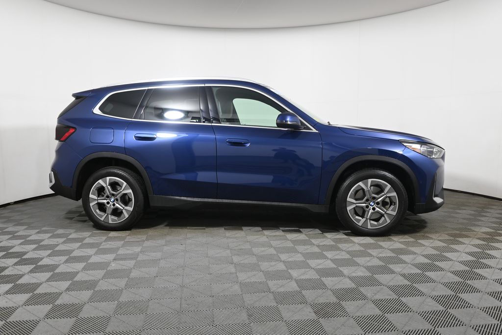 Thumbnail: 2023 BMW X1 - 8