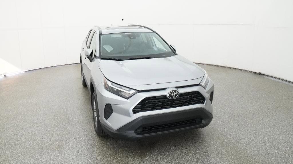 Thumbnail: 2025 Toyota RAV4 - 19