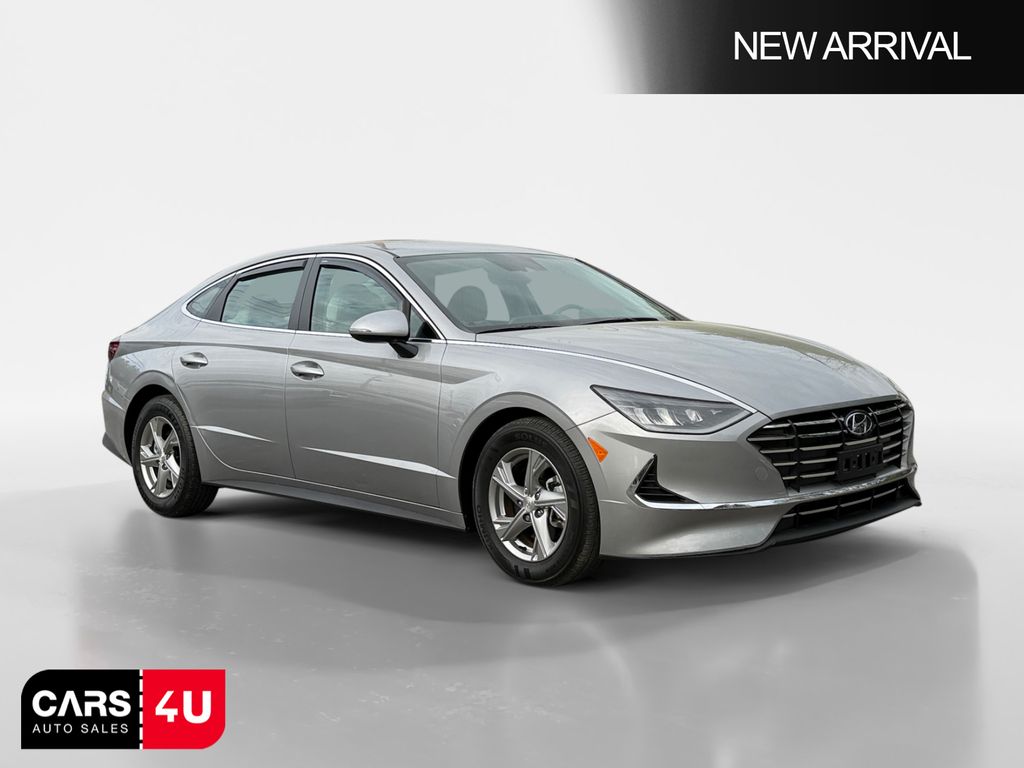 Curated Silver 2023 Hyundai Sonata SE FWD Sedan Front-Wheel Drive 8-Speed Automatic