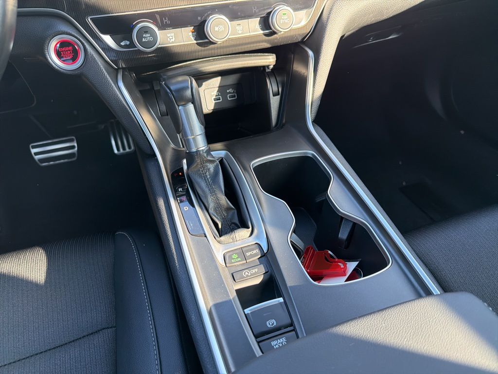 Thumbnail: 2022 Honda Accord - 16