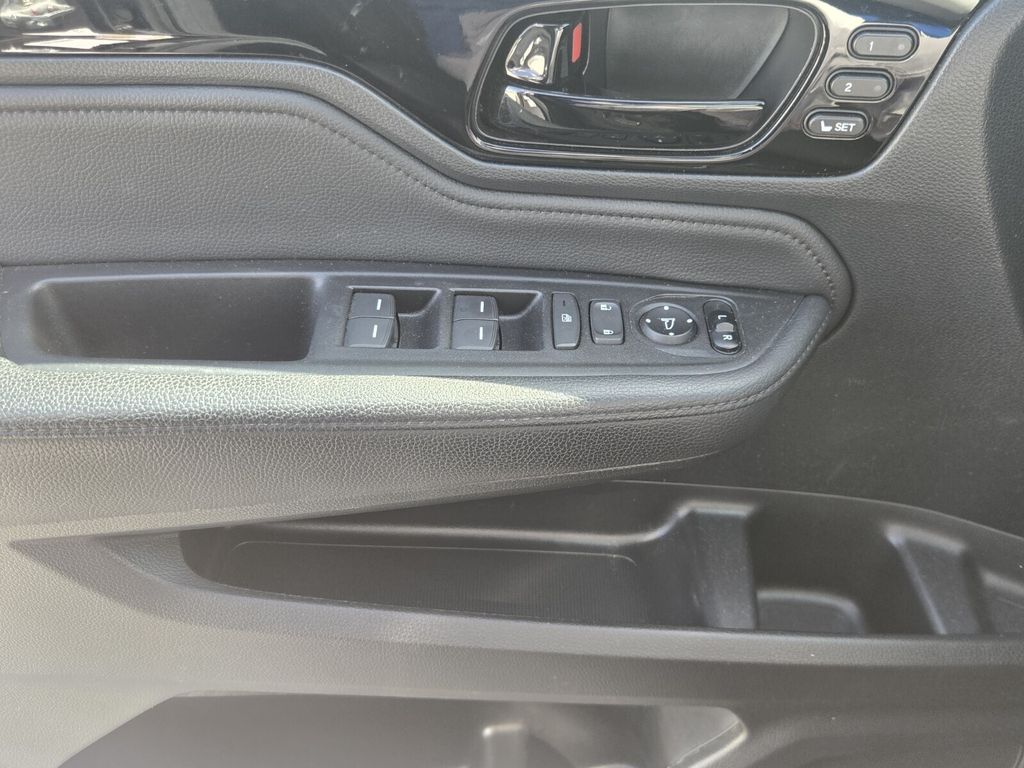 2022 Honda Odyssey - $27,098