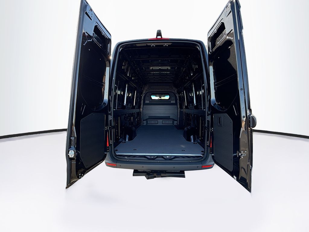 Thumbnail: 2026 Mercedes-Benz Sprinter - 22