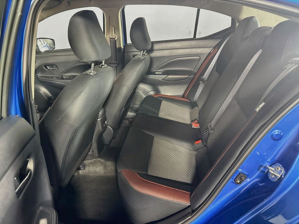 2024 Nissan Versa 1.6 SR