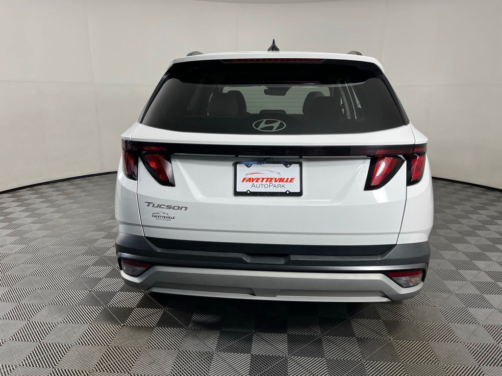 Thumbnail: 2025 Hyundai Tucson - 4
