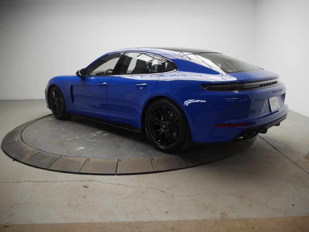Thumbnail: 2026 Porsche Panamera - 3