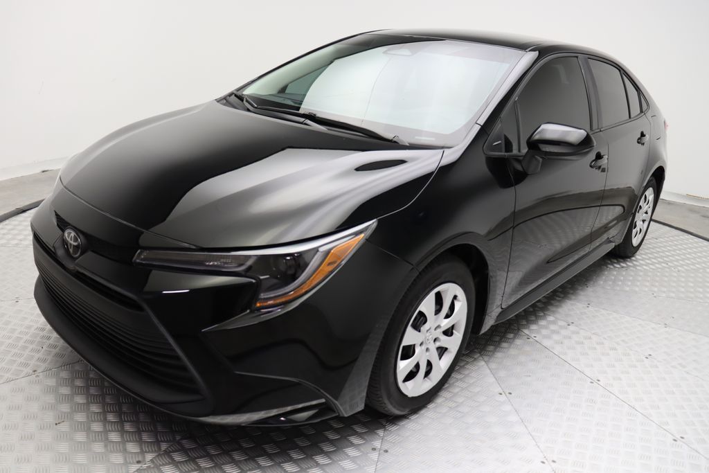 2024 Toyota Corolla LE 2