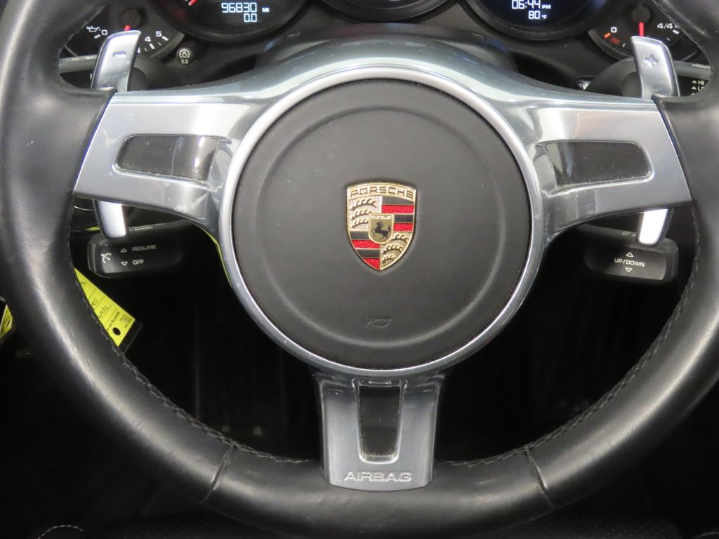Thumbnail: 2014 Porsche 911 - 26
