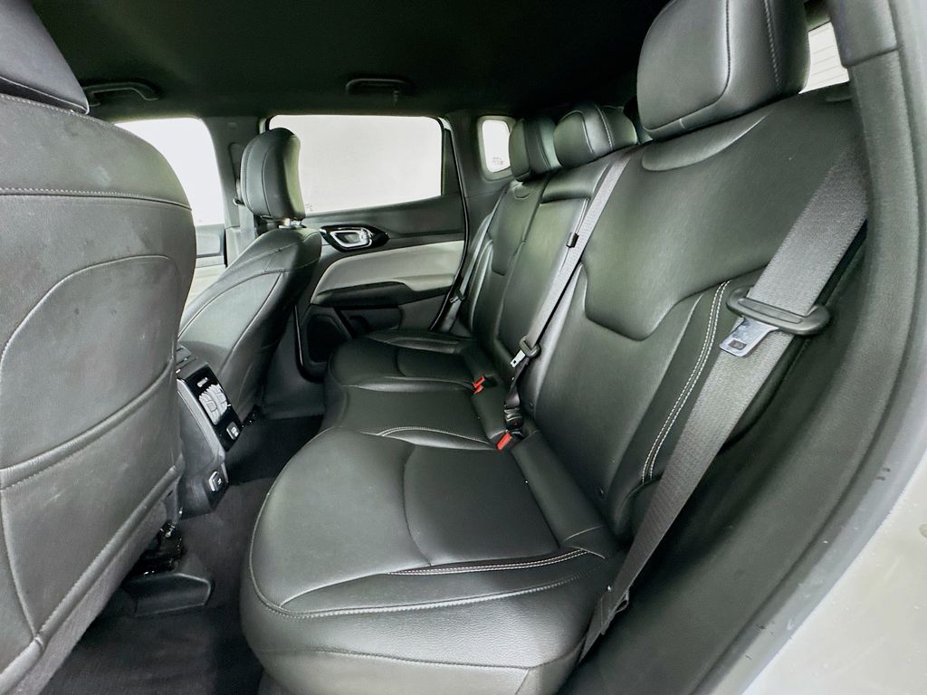 Used Car 2025 Jeep Compass  Limited For Sale Under $25,000 In Austin, Texas