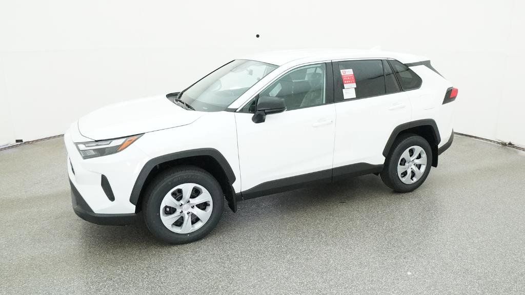 2025 Toyota RAV4 LE 4