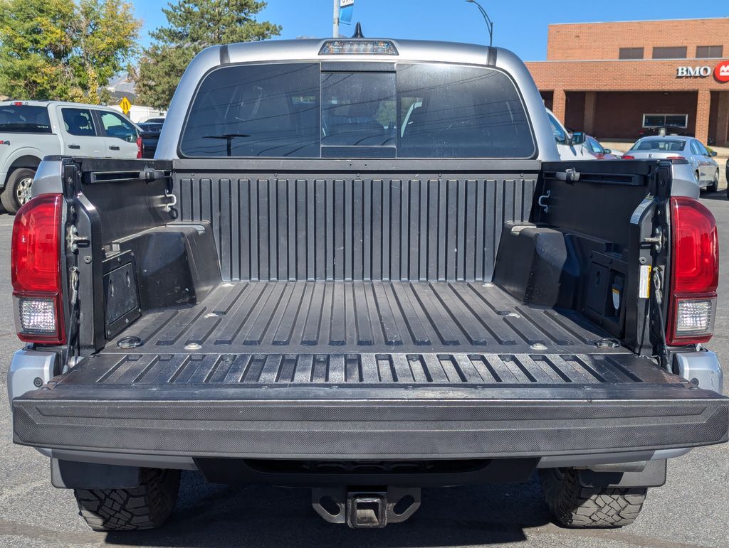 2018 Toyota Tacoma TRD Off-Road 33