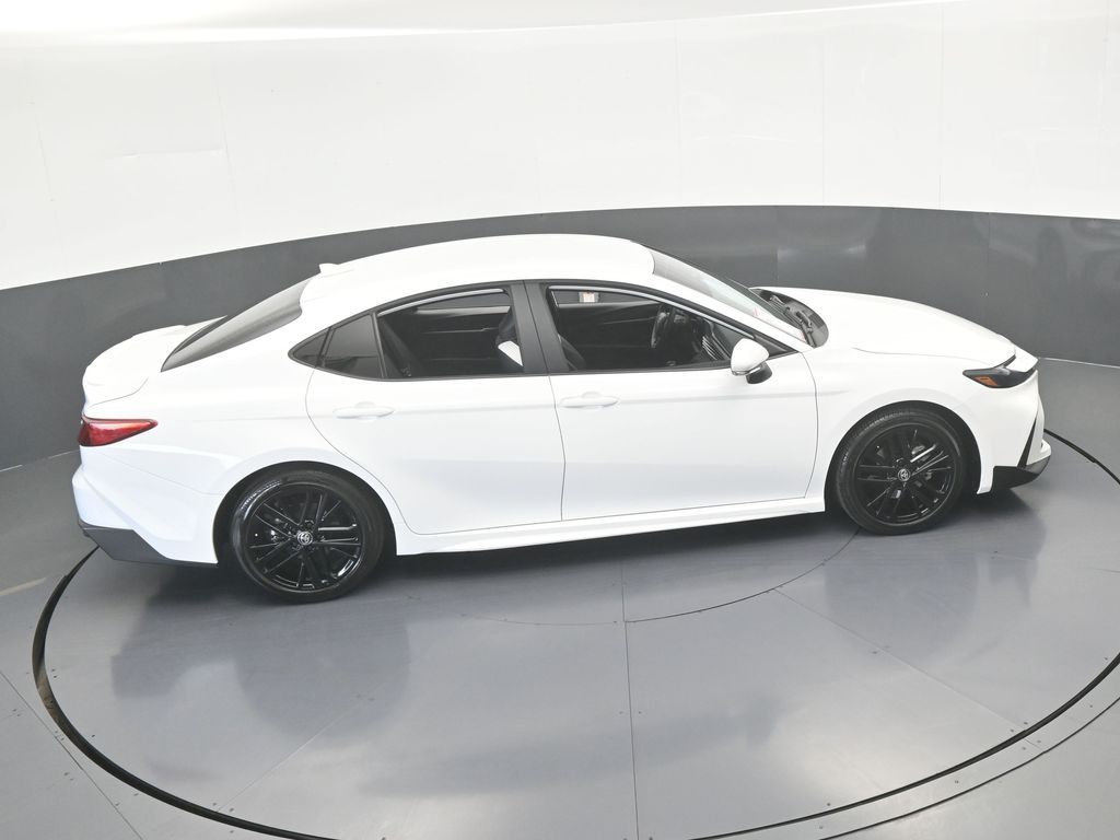 Used 2026 Wind Chill Pearl Toyota SE image 53