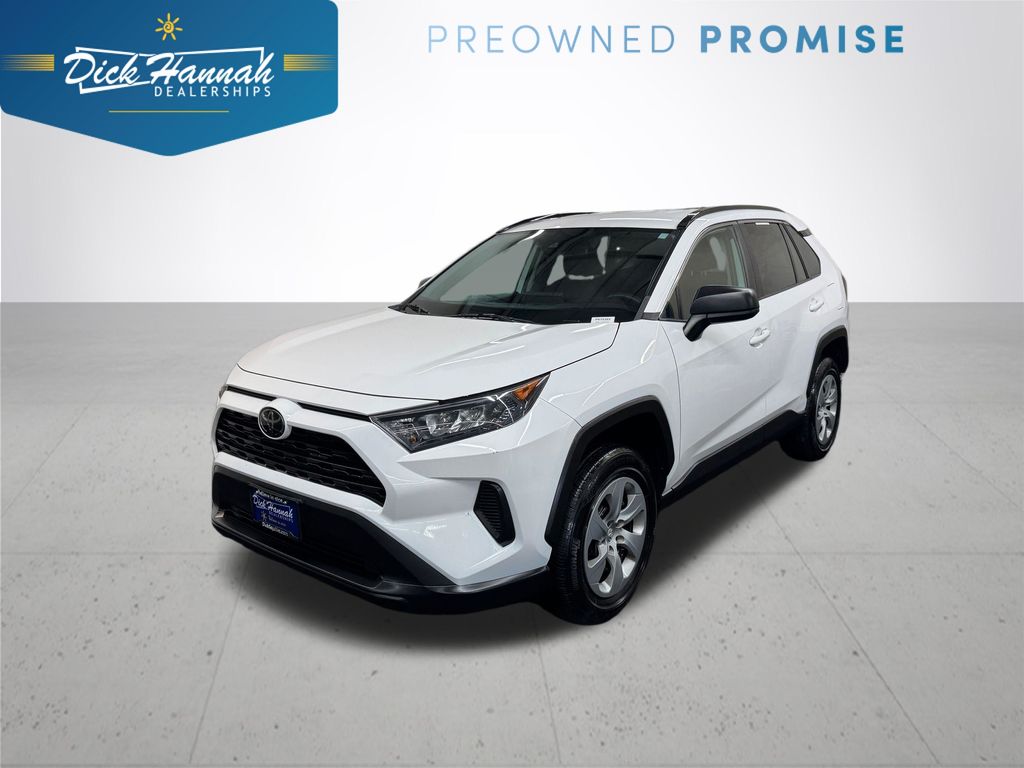 2020 Toyota RAV4 LE