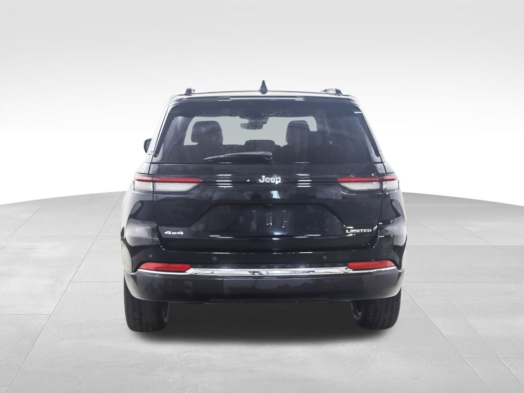 Thumbnail: 2023 Jeep Grand Cherokee - 4