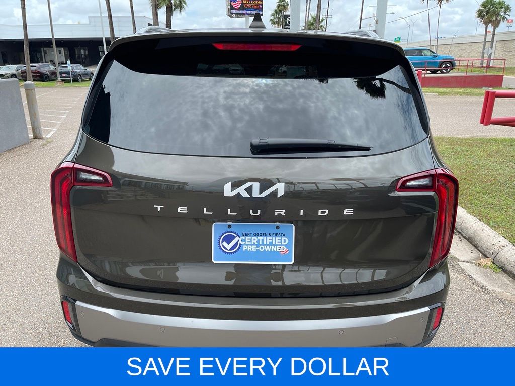 Used 2025 Green Kia S image 5