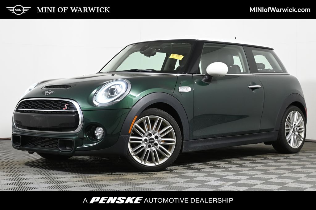 2019 MINI Cooper S -
                Warwick, RI