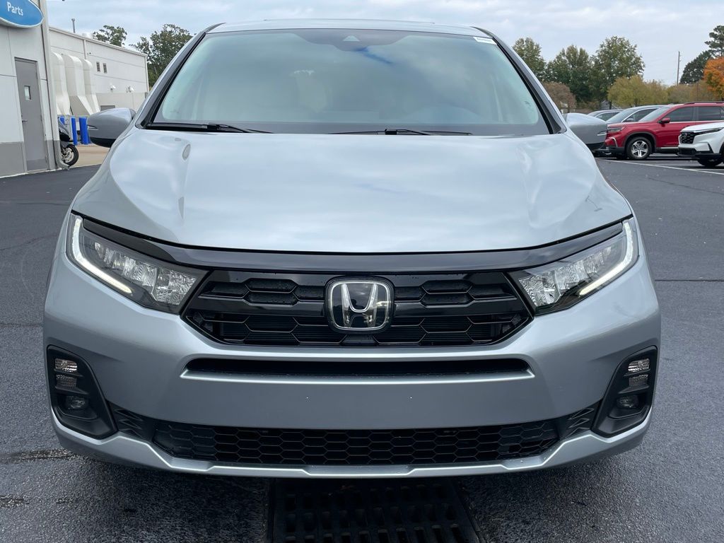 Thumbnail: 2026 Honda Odyssey - 9