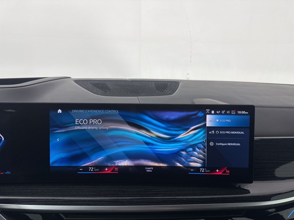 Thumbnail: 2023 BMW X7 - 20