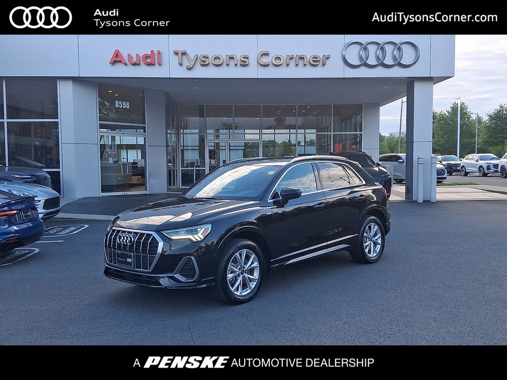 Thumbnail: 2023 Audi Q3 - 1