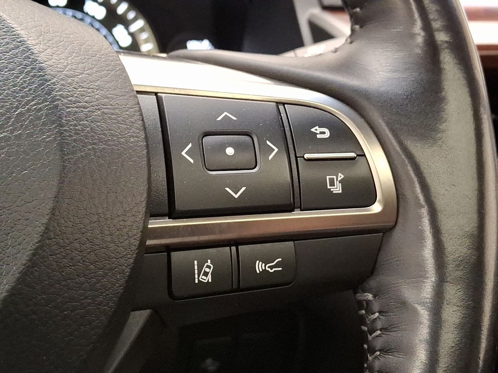 2019 Lexus LX 570 27