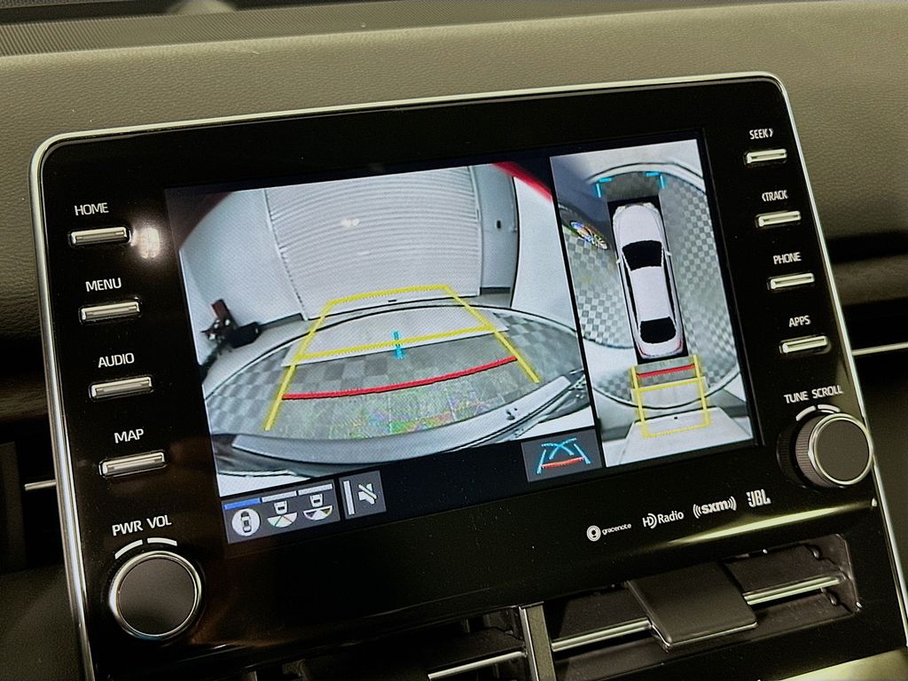 Thumbnail: 2021 Toyota Avalon - 14