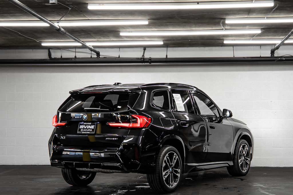 2023 BMW X1