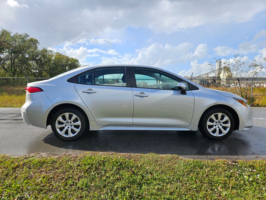 2024 Toyota Corolla LE 6