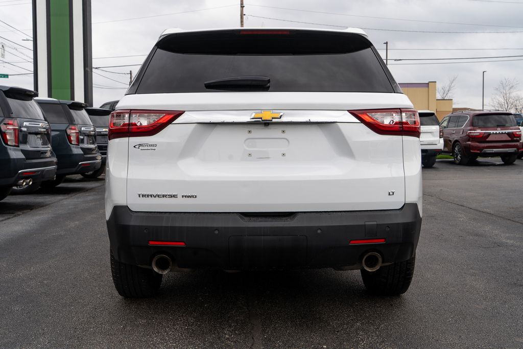 View vehicle photo 6