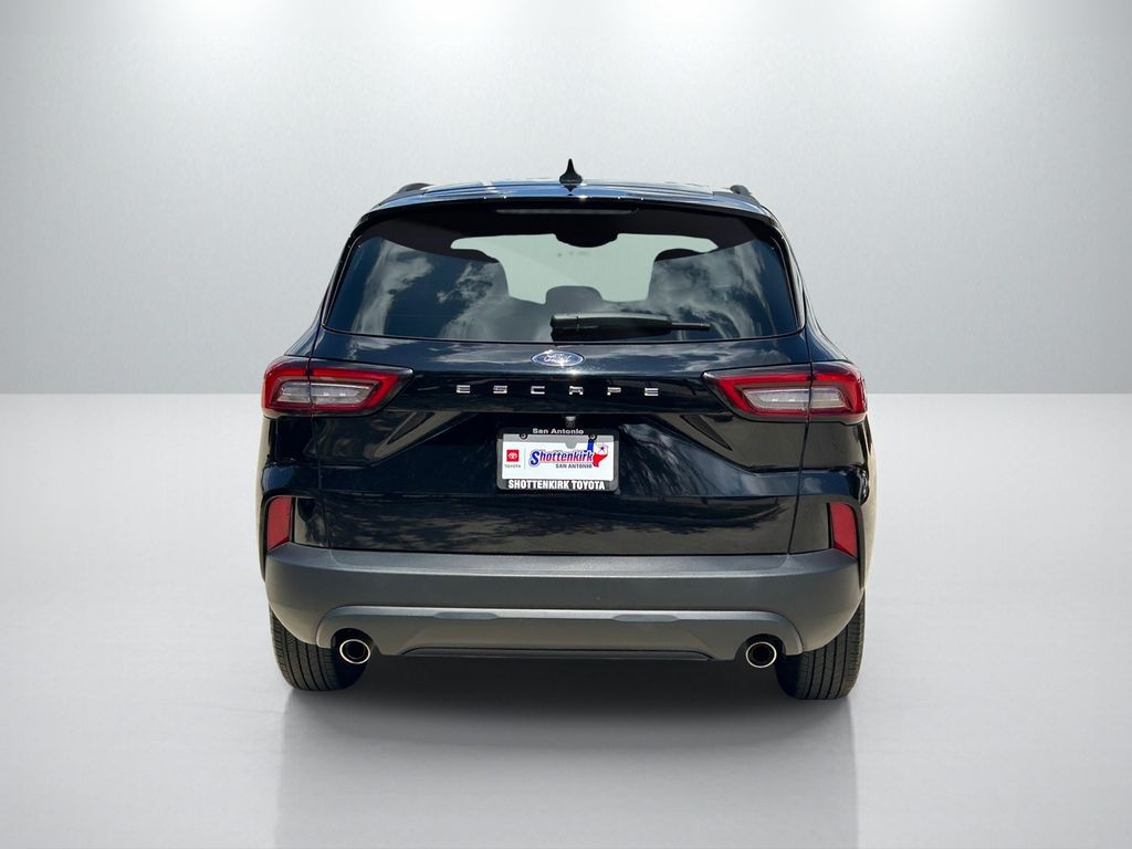 Used 2025 Ford Escape SUV