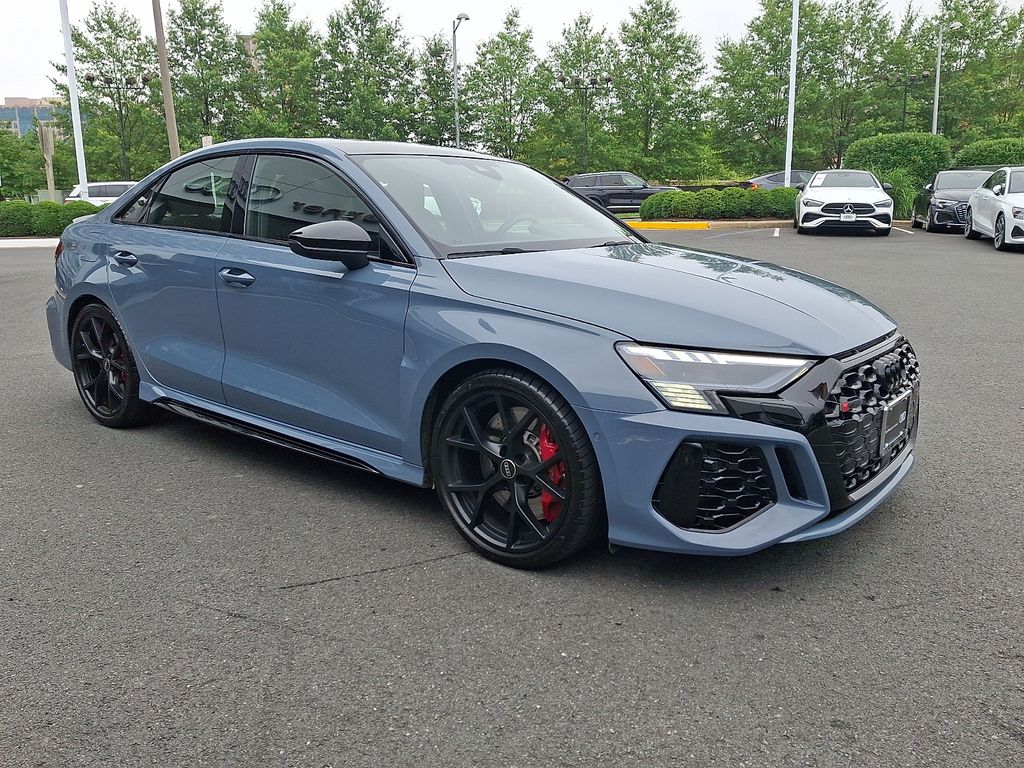 Thumbnail: 2023 Audi RS 3 - 3