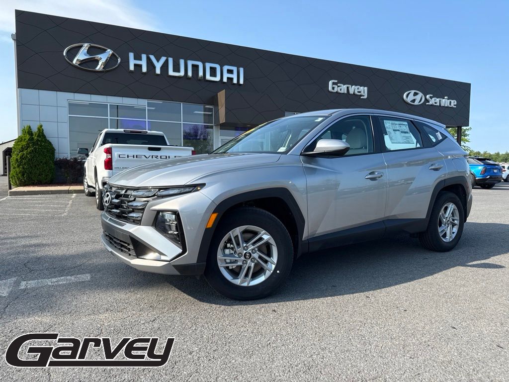 Shimmering Silver 2025 Hyundai Tucson SUV / Crossover All-Wheel Drive 8-Speed Automatic
