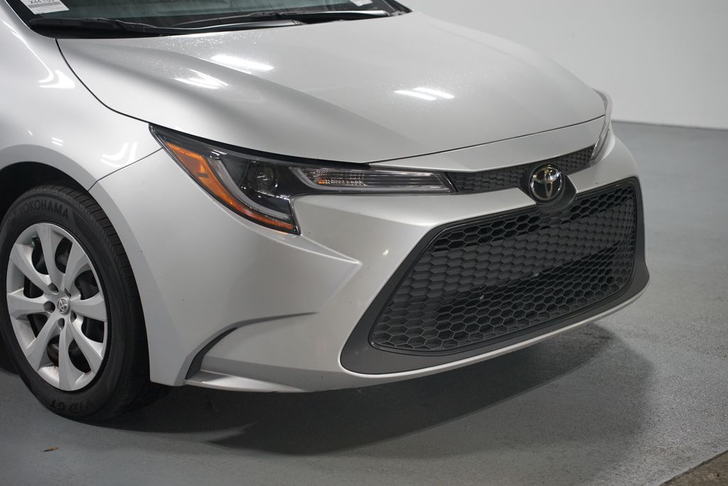 Thumbnail: 2022 Toyota Corolla - 4
