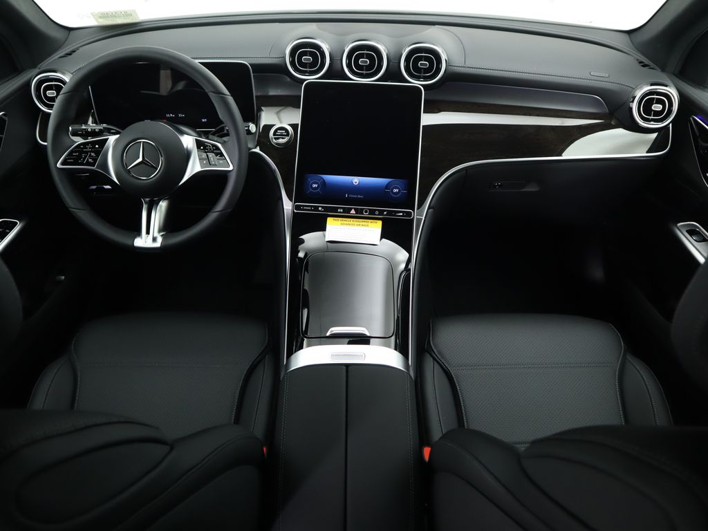 Thumbnail: 2025 Mercedes-Benz GLC - 13