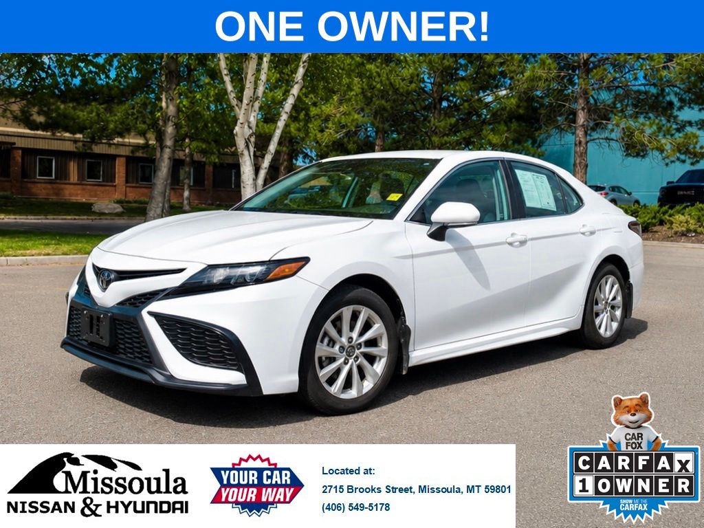 2024 Toyota Camry SE FWD