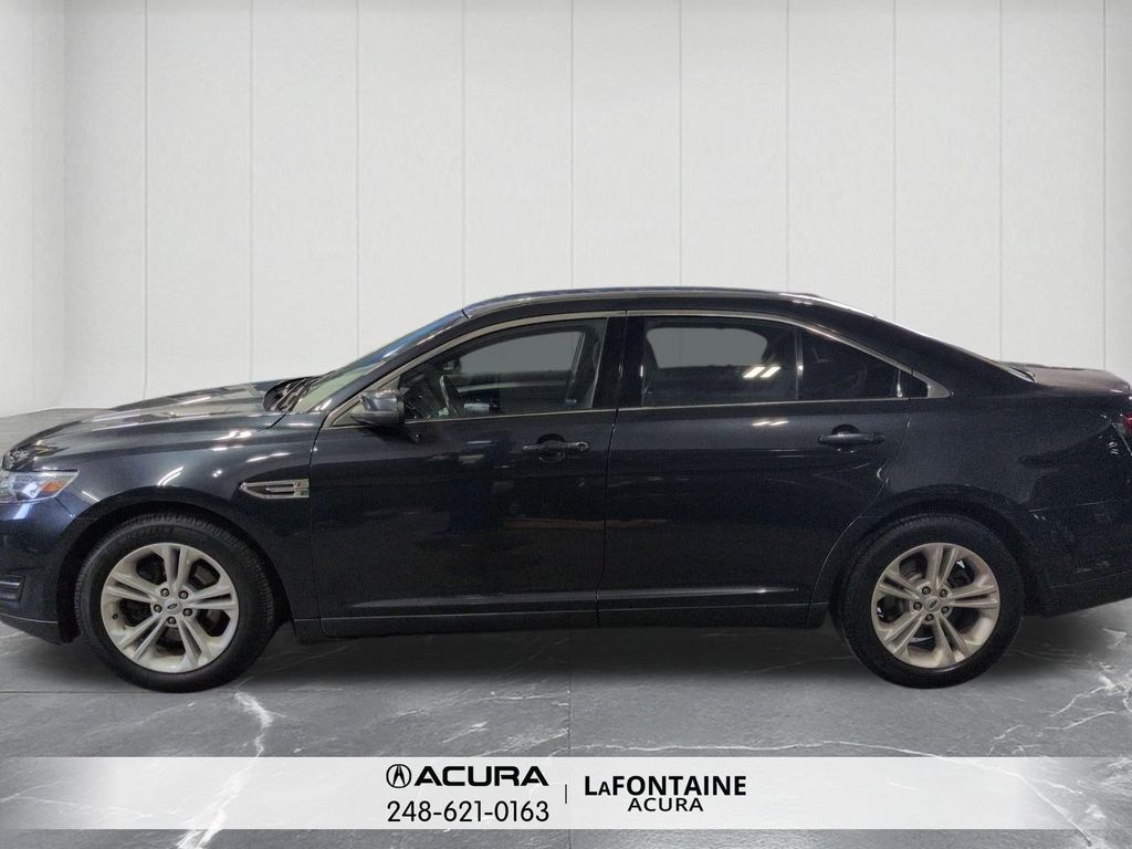 2017 Ford Taurus SEL