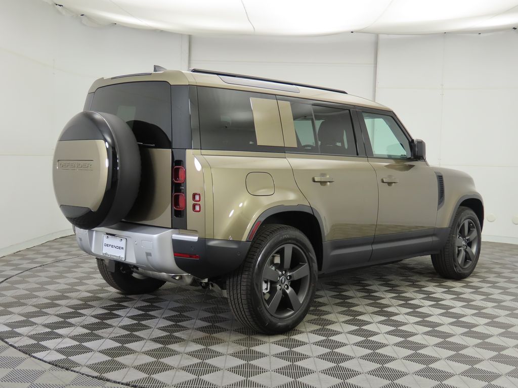 Thumbnail: 2025 Land Rover Defender - 5