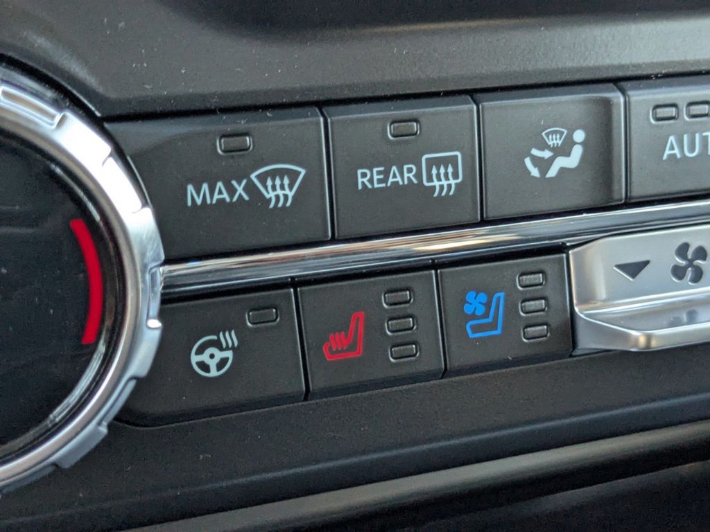 2026 Ford F-350 Super Duty LARIAT