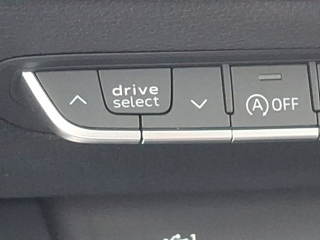 2023 Audi A4 Prestige 26