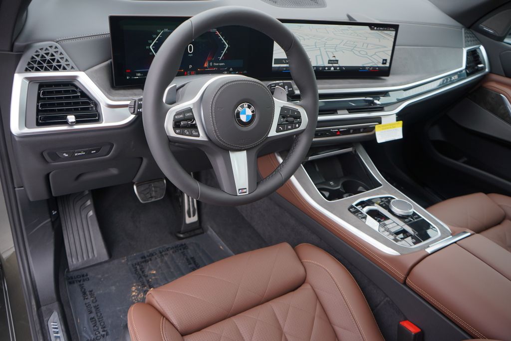 2026 BMW X5 sDrive40i 12