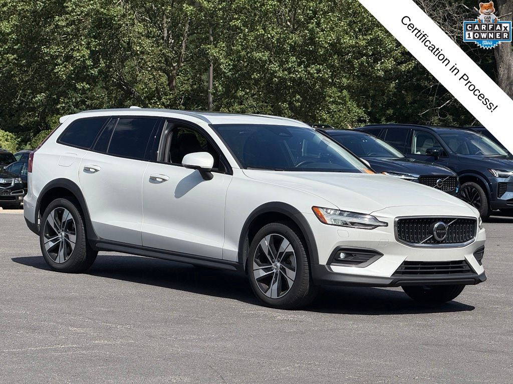 Crystal White Pearl 2025 Volvo V60 Wagon All-Wheel Drive Automatic