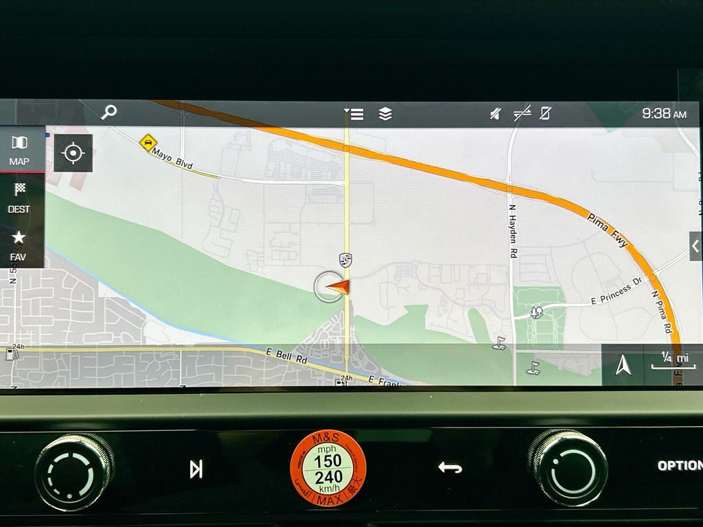 Thumbnail: 2026 Porsche Macan - 17