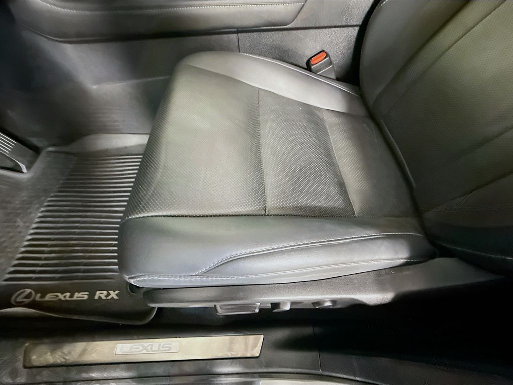 Thumbnail: 2022 Lexus RX - 18