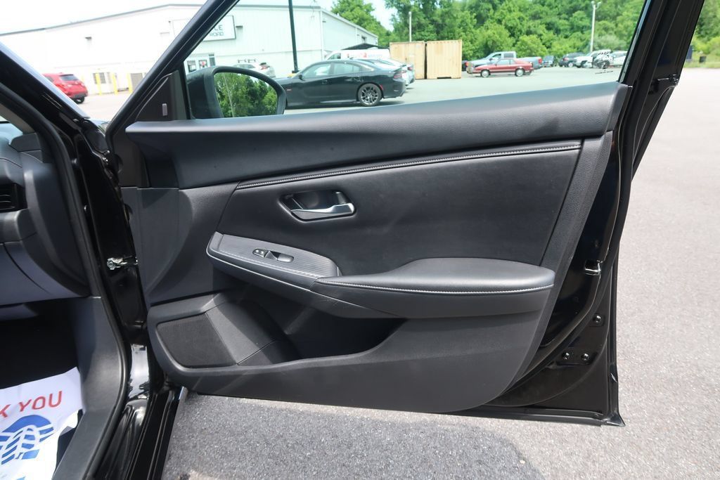 2023 Nissan Sentra SV Xtronic CVT