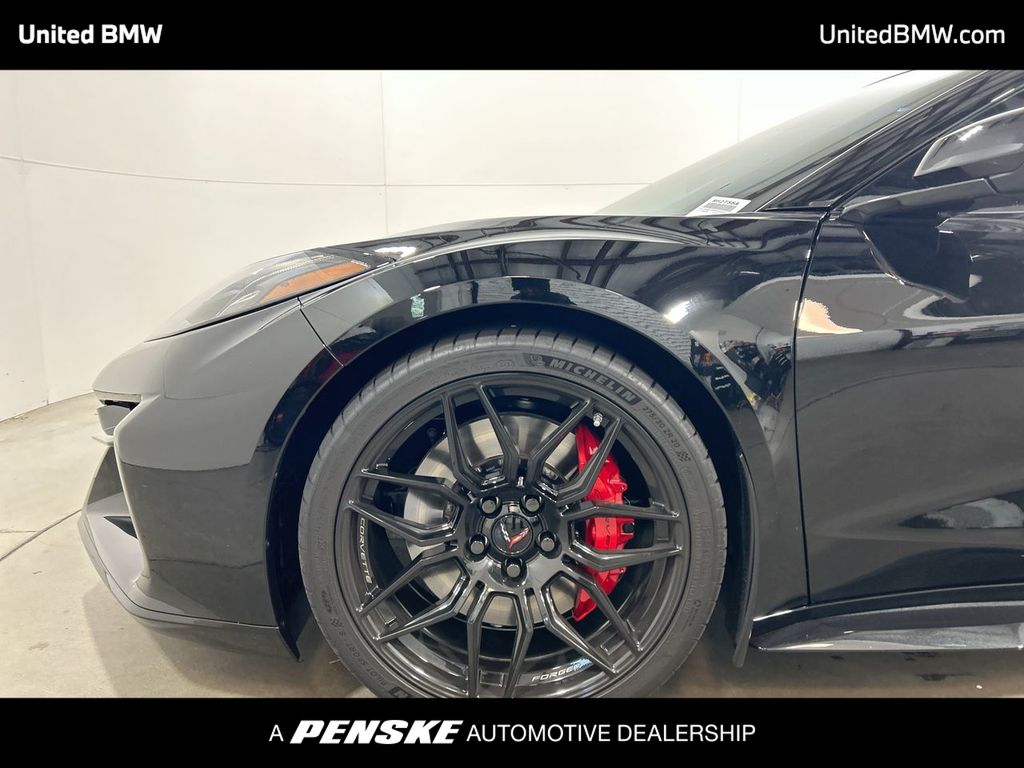 Thumbnail: 2025 Chevrolet Corvette - 10