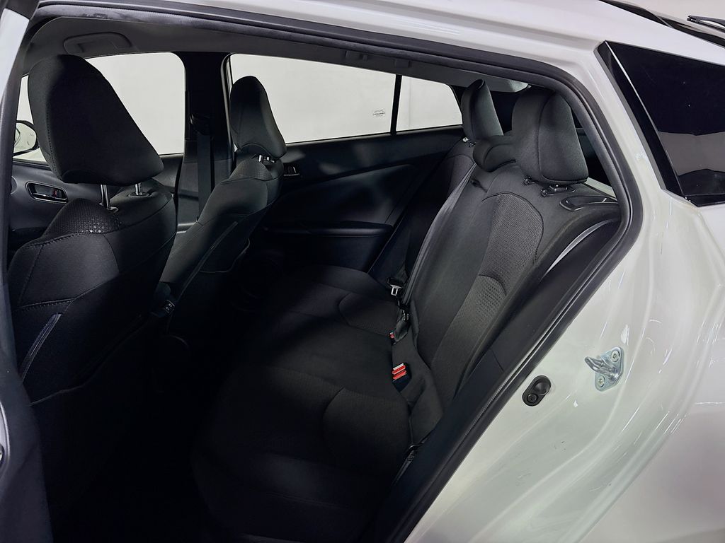 2021 Toyota Prius L