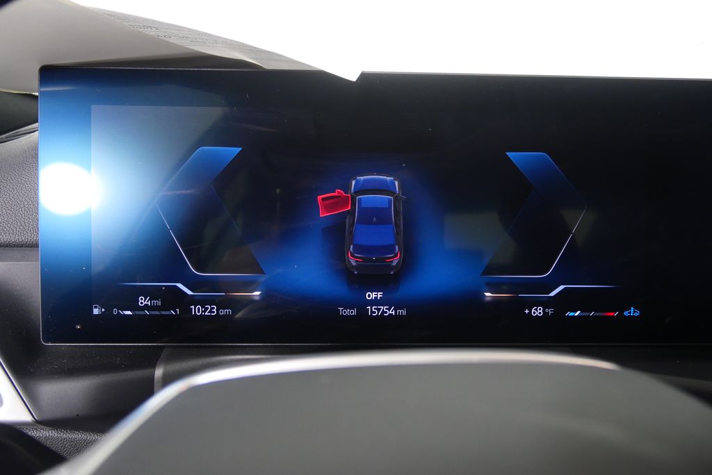 Thumbnail: 2025 BMW 3 Series - 22