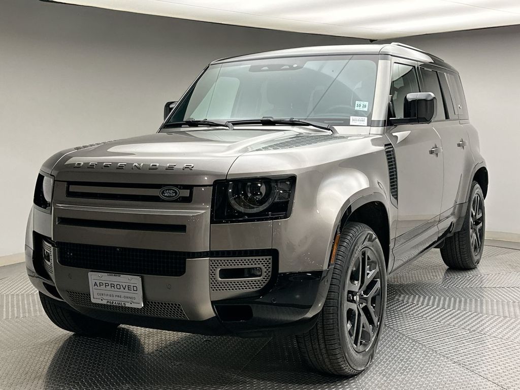 2024 Land Rover Defender 110 -
                Paramus, NJ